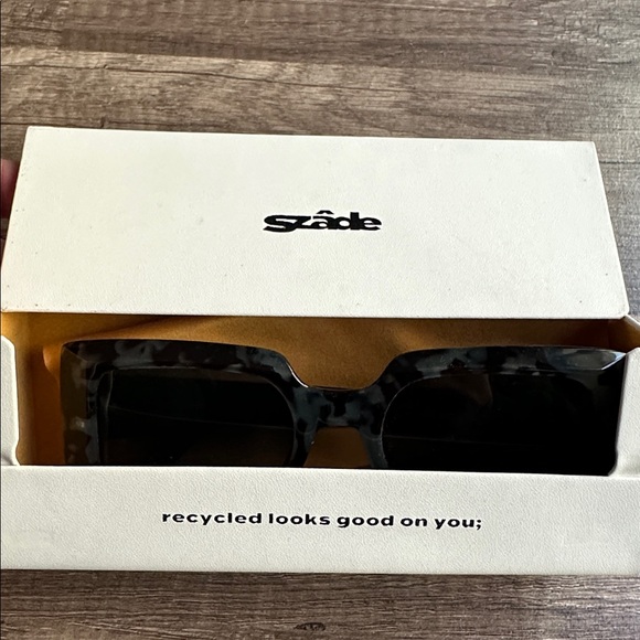 Szade Sunglasses - Picture 7 of 7